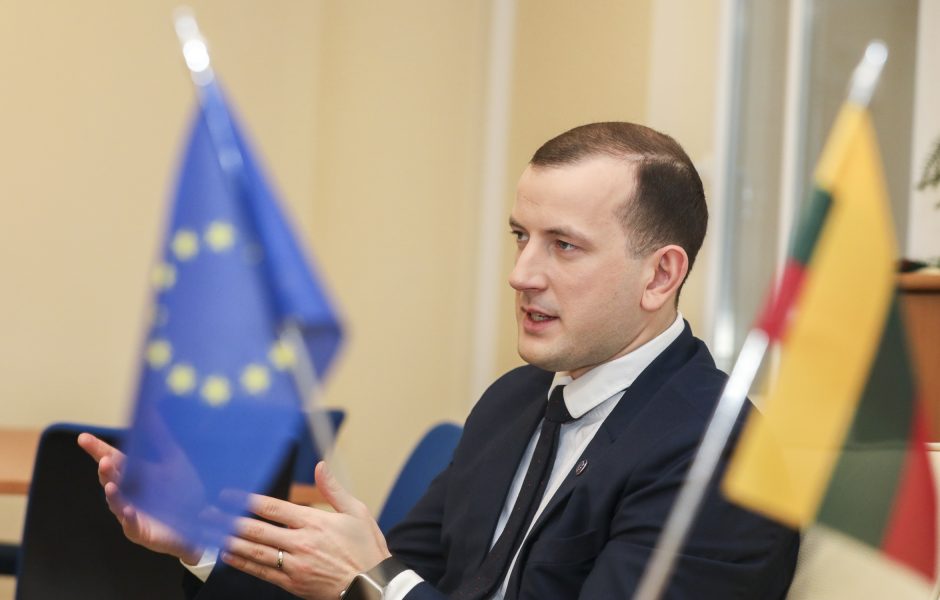 V. Sinkevičius apie tuščią Lietuvos ambasadoriaus ES postą: tikiuosi, kad institucijoms pavyks susit
