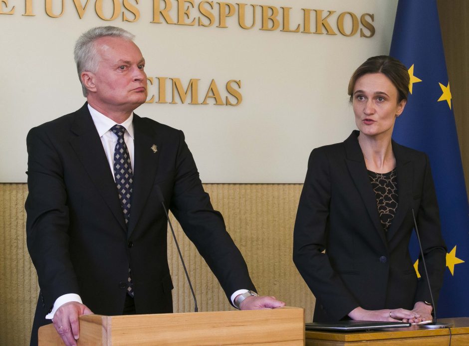 V. Čmilytė-Nielsen: šalies vadovas neturėtų kvestionuoti paties galimybių paso taikymo