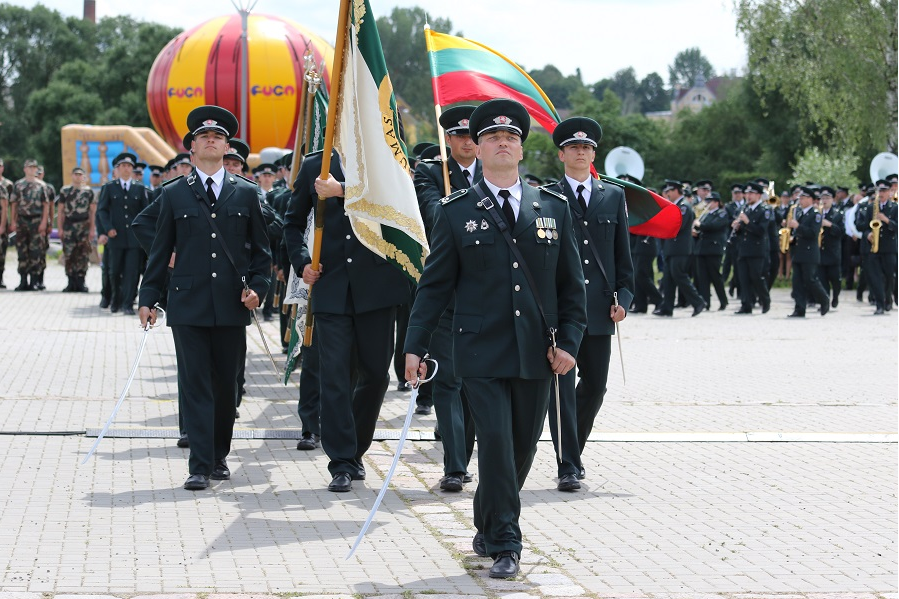 Keturi tūkstančiai Lietuvos pasieniečių mini profesinę šventę