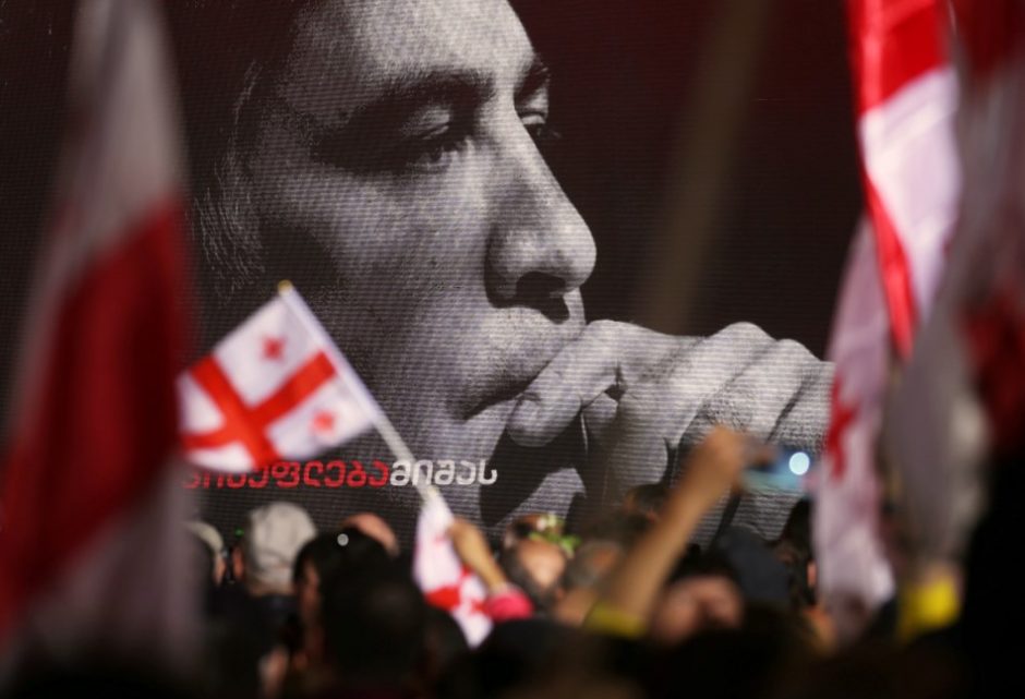 Kalinamas Sakartvelo eksprezidentas M. Saakašvilis nutraukė 50 dienų bado streiką
