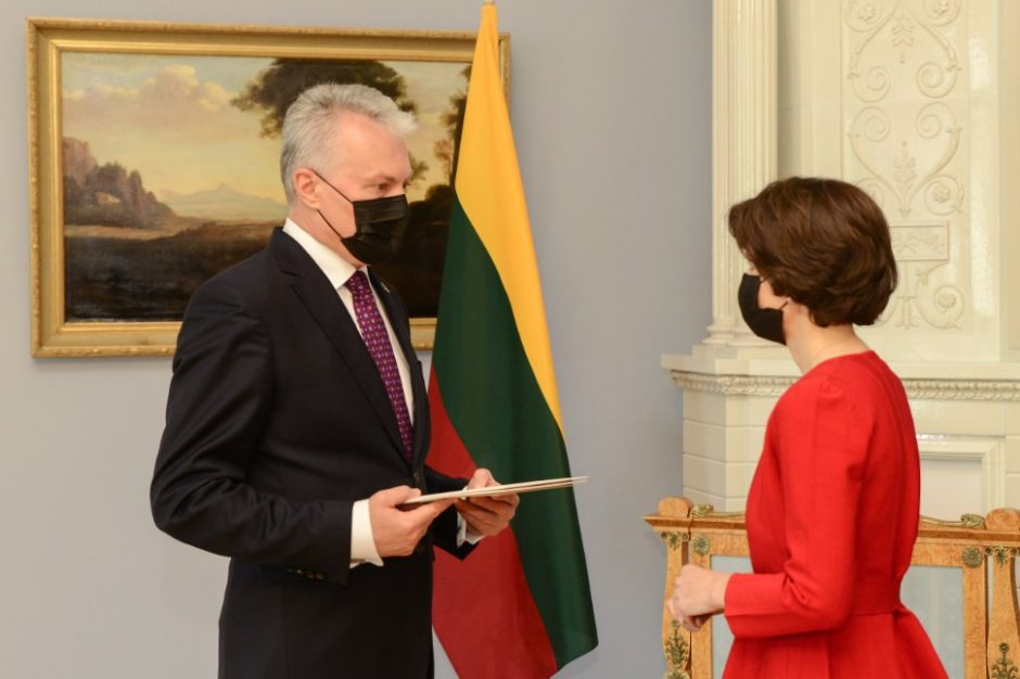 Prezidentas suteikė įgaliojimus Lietuvos ambasadorei JAV A. Plepytei