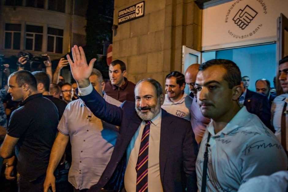 Armėnijos premjeras paskelbė laimėjęs pirmalaikius rinkimus