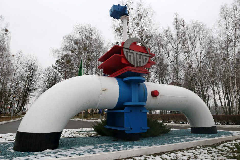 Baltarusijai pavyko susitarti su Rusija dėl naftos tiekimo