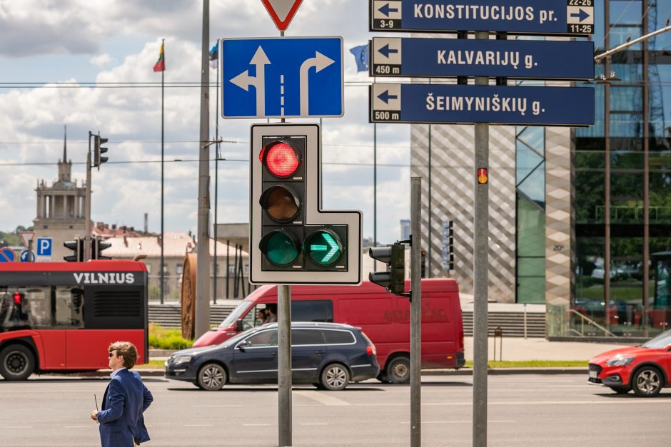 Vilniuje modernizuojamos 17 sankryžų – atsiras sekcijos į dešinę