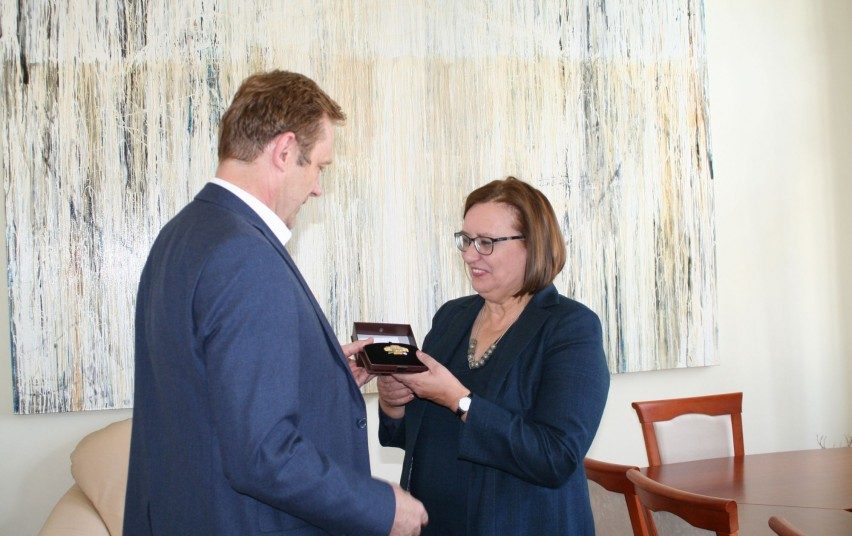 Kultūros ministerijos apdovanojimu pagerbta menotyrininkė R. Jurėnaitė