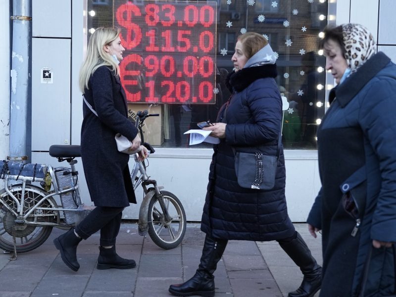 Nutenkinti duomenys apie ekonomiką pranašauja: Rusijos laukia lėta mirtis