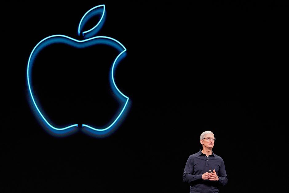 „Apple“ vadovas T. Cookas paaukojo labdarai 5 mln. JAV dolerių vertės akcijų paketą