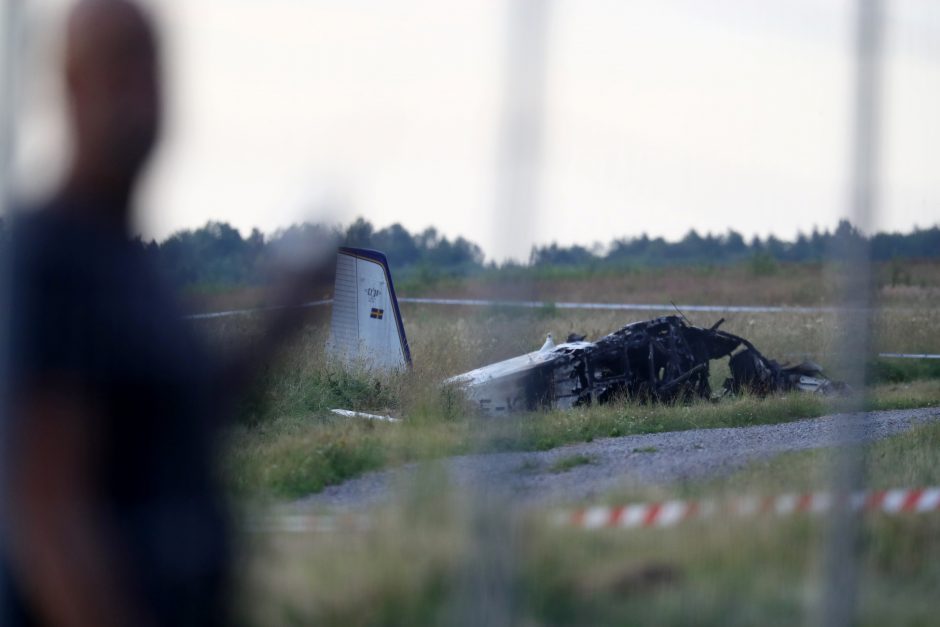 Švedijoje sudužus nedideliam lėktuvui žuvo devyni žmonės
