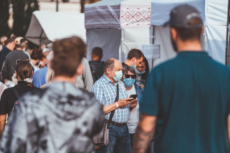 Pakruojo dvare savaitgalį praūžė galiūnus sukvietusi Bumbulinių mugė