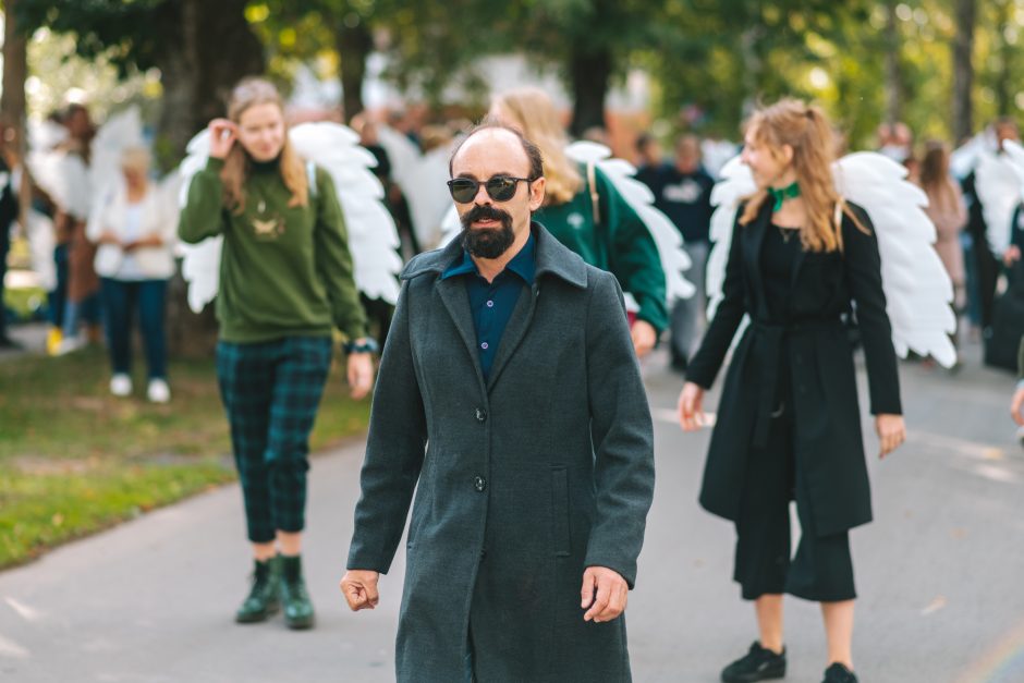 V. Mačernio „Vizijų“ interpretacijos – scena pavirsiančiuose Kauno rajono miškuose