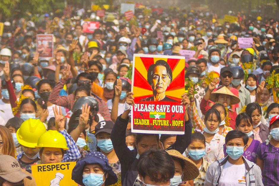 Mianmaro chunta apkaltino nuverstą lyderę valstybės paslapčių įstatymo pažeidimu