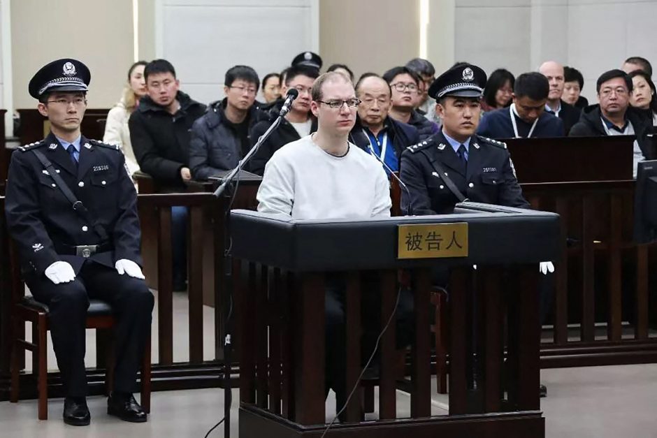 Kinijos teismas paliko galioti kanadiečiui narkotikų byloje paskelbtą mirties nuosprendį