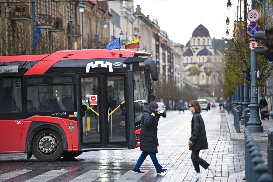 Keliaujančių Vilniaus viešuoju transportu laukia pokyčiai: atnaujinami tvarkaraščiai