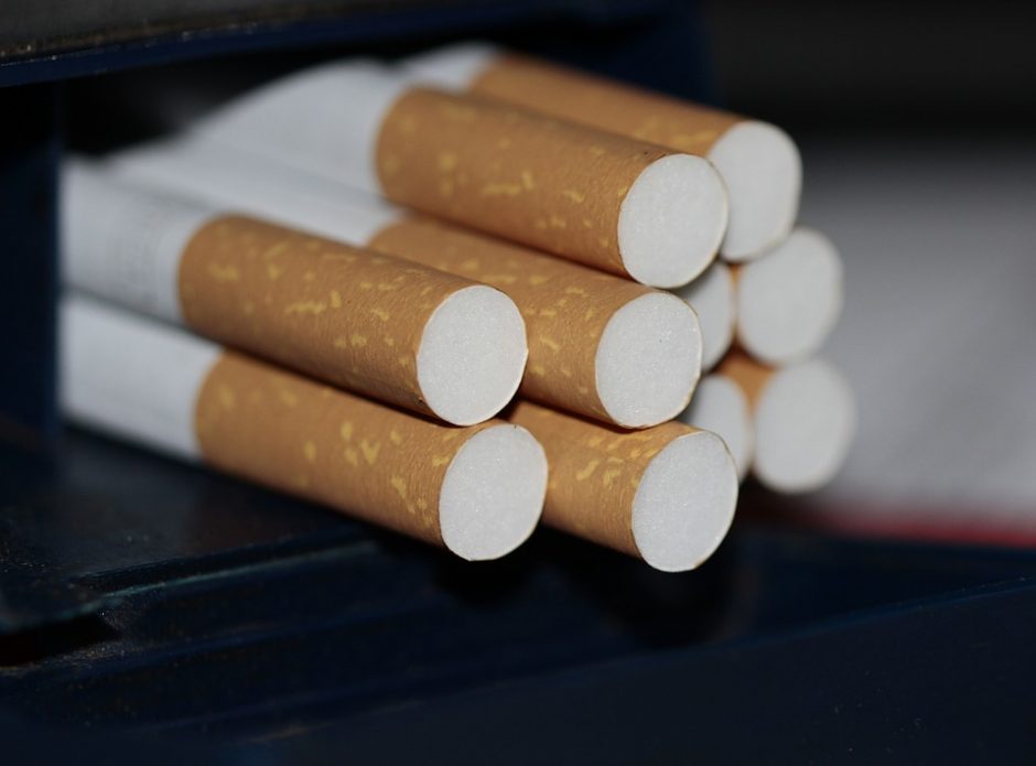 Už 35 tūkst. kontrabandines cigaretes pirkusiai moteriai skirta bauda