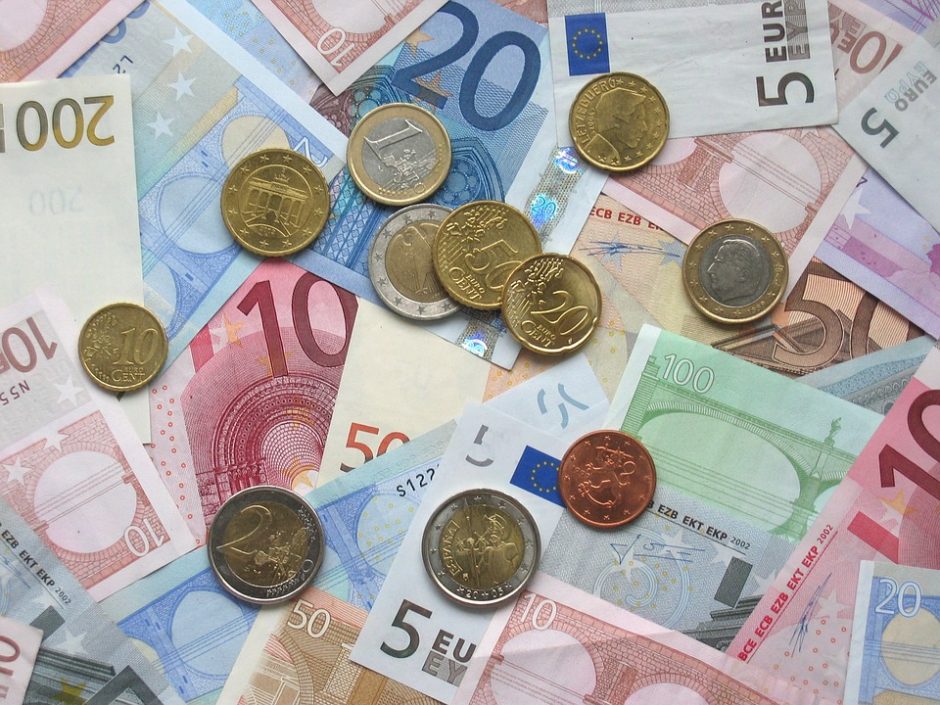Vyriausybė vidaus rinkoje pasiskolino 45 mln. eurų