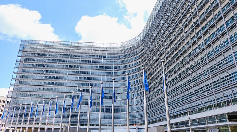 Briuselis: ES yra įšaldžiusi beveik 30 mlrd. eurų vertės Rusijos ir Baltarusijos aktyvų