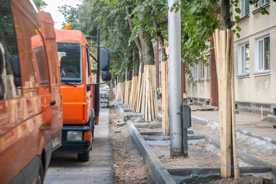 Kęstučio gatvės remonto pabaigos laukia ne tik vairuotojai, bet ir pėstieji