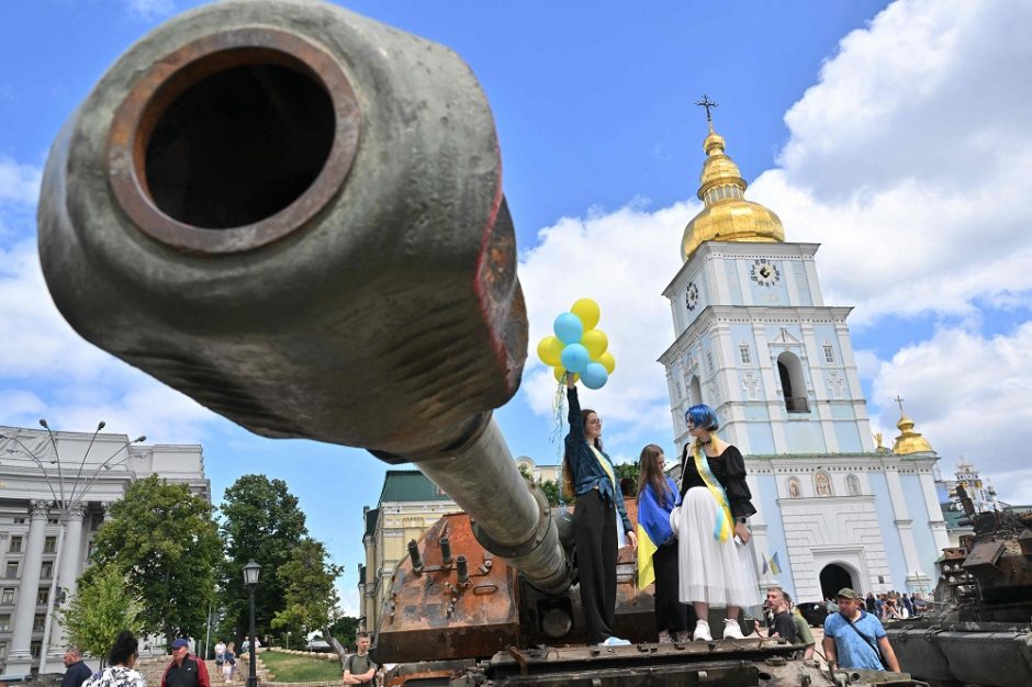 Kyjivas: į Ukrainą atvyko amerikietiškos tiksliai nutaikomos artilerijos sistemos