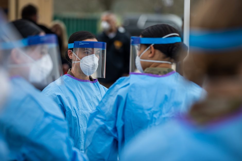 Kinija skelbia, kad pandemijos epicentras Uhanas įveikė koronavirusą