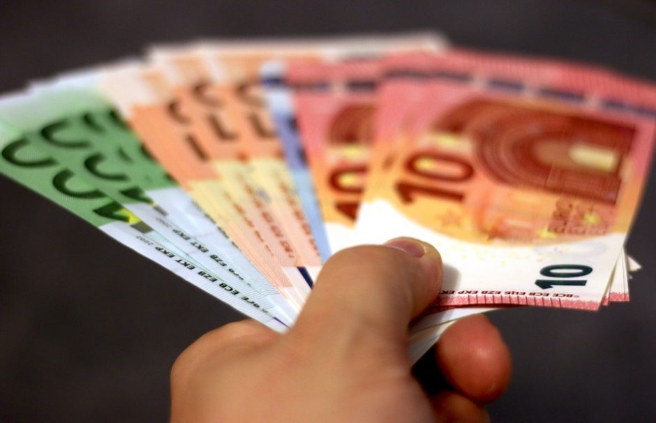 Vyriausybė vidaus rinkoje pasiskolino 150 mln. eurų