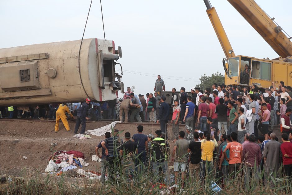 Egipte per traukinio avariją žuvo vienuolika žmonių, dar 98 sužeisti