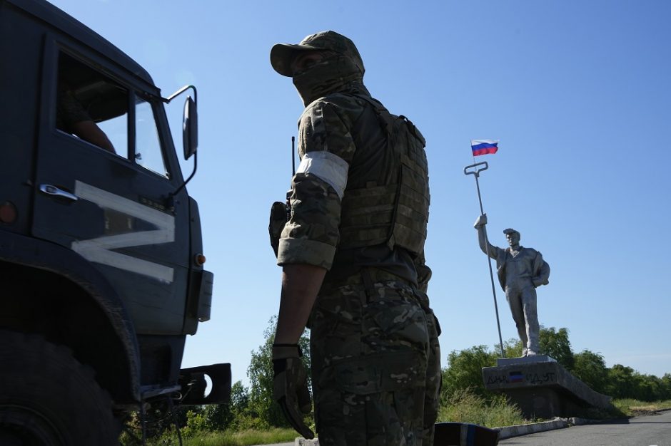 Prorusiška valdžia: tarp Krymo ir pietų Ukrainos kursuos autobusai, traukiniai