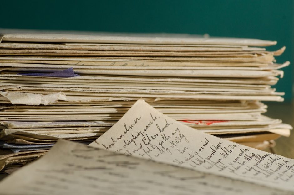 Laiškanešys kelerius metus nenešė korespondencijos adresatams: viską kaupė namuose