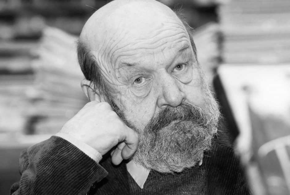 Mirė rašytojas, kino scenaristas R. Šavelis