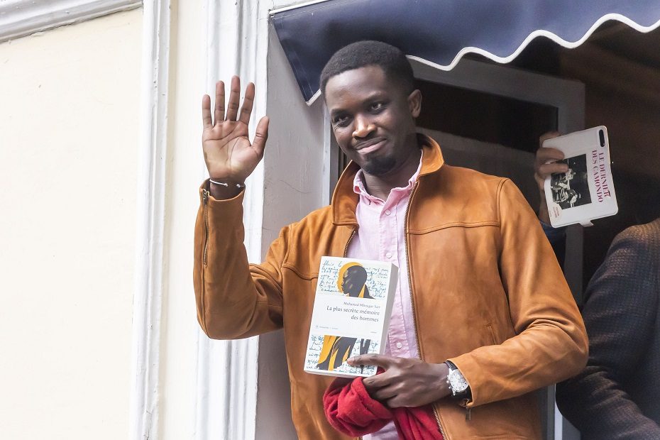 Jaunas Senegalo autorius laimėjo aukščiausią prancūzų literatūros apdovanojimą