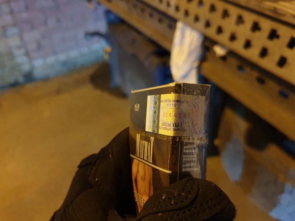 Kaišiadorių rajone traukinyje rasta kontrabandinių cigarečių iš Baltarusijos