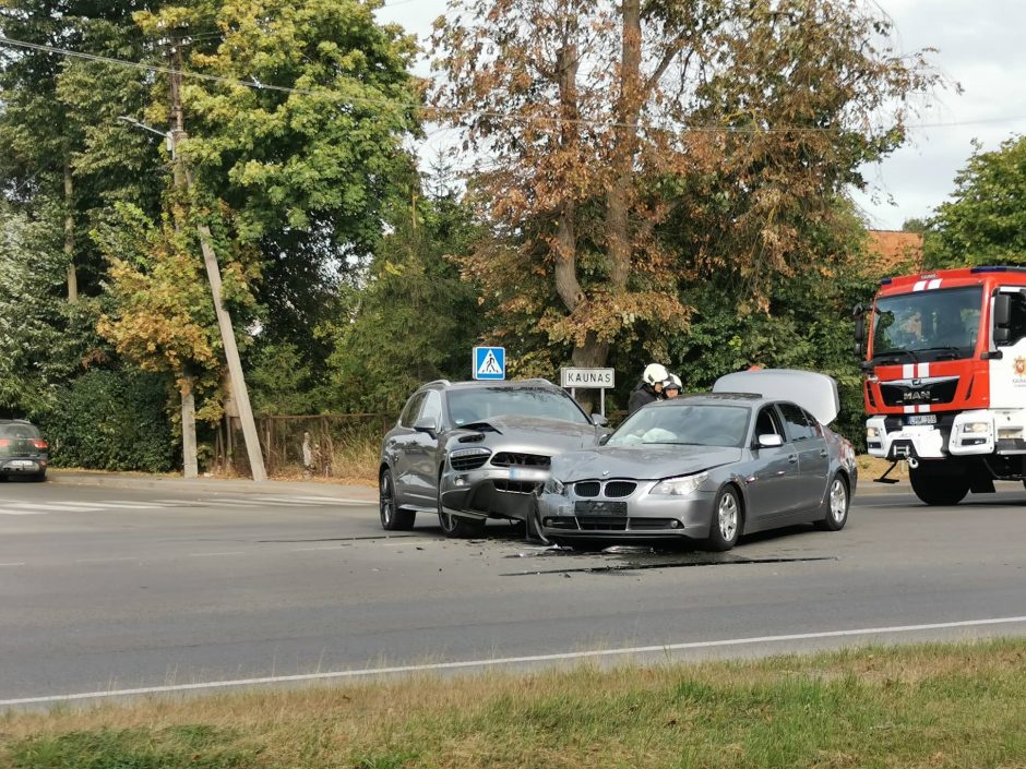 Aleksote – BMW ir „Porsche“ automobilių avarija 