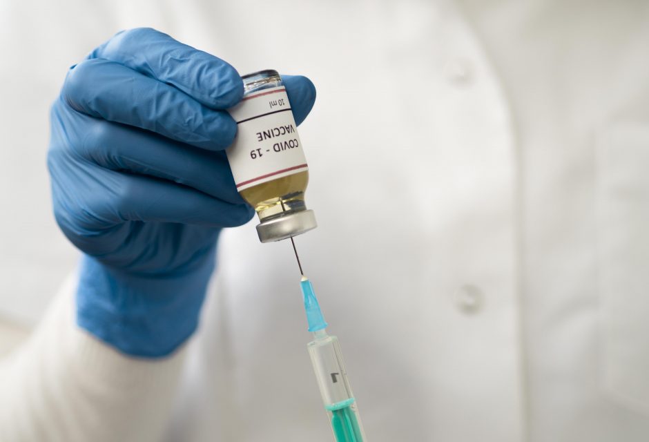 Tyrimai: „Johnson & Johnson“ vakcina sėkmingai apsaugo nuo sunkių koronaviruso formų