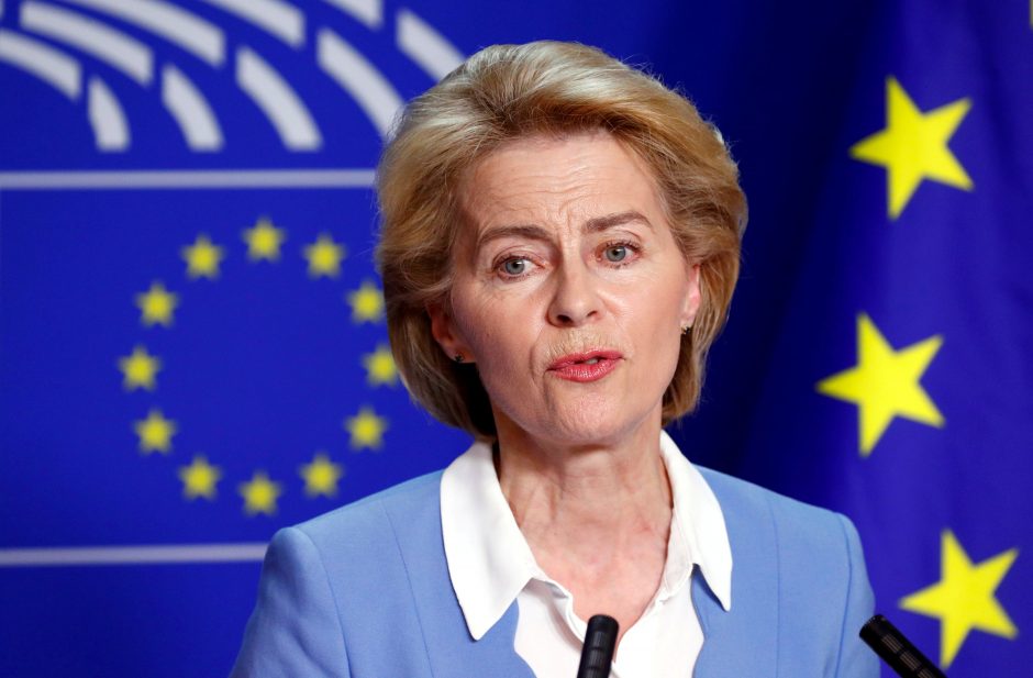 Iš Vokietijos gynybos ministro posto atsistatydina U. von der Leyen