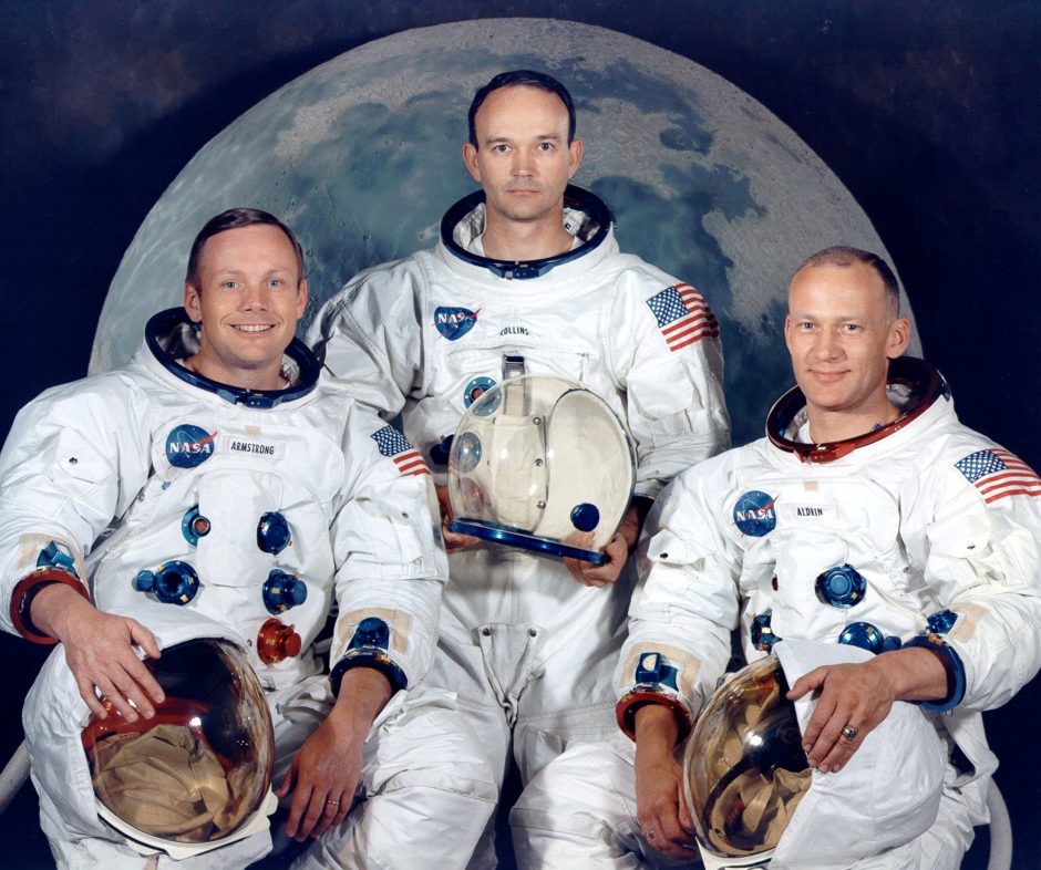 50 metų po misijos į Mėnulį „Apollo“ astronautai susitinka prie istorinės aikštelės