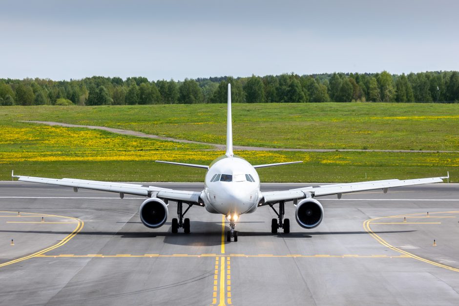 Lietuvos oro uostai iššūkių dėl atšaukiamų skrydžių nepatiria