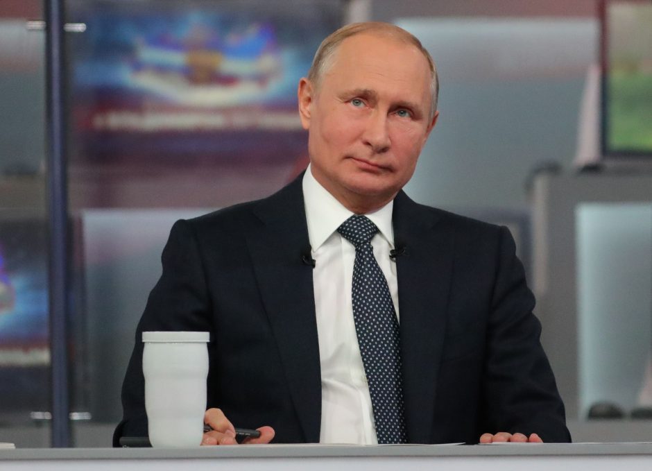 V. Putino „nacionaliniai projektai“: trilijonai rublių ekonomikai skatinti