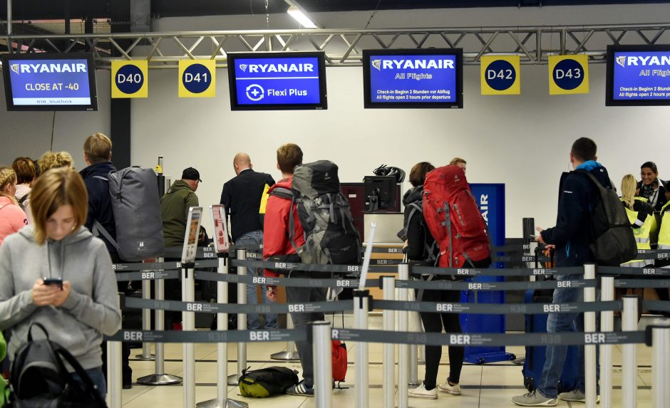 Dėl „Ryanair“ darbuotojų streiko Europoje atšaukė maždaug 250 skrydžių
