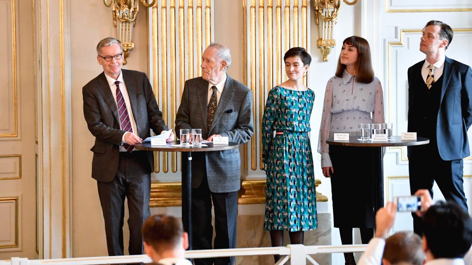 Nobelio literatūros premiją pelnė O. Tokarczuk ir P. Handke