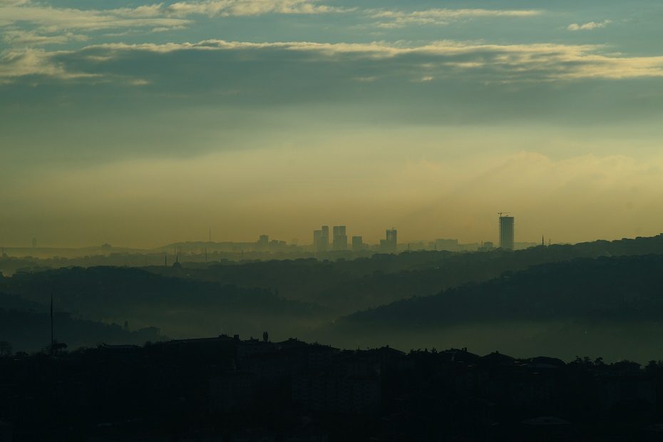 PSO perspėja, kad oro tarša kasmet pražudo 7 mln. žmonių, griežtina savo gaires