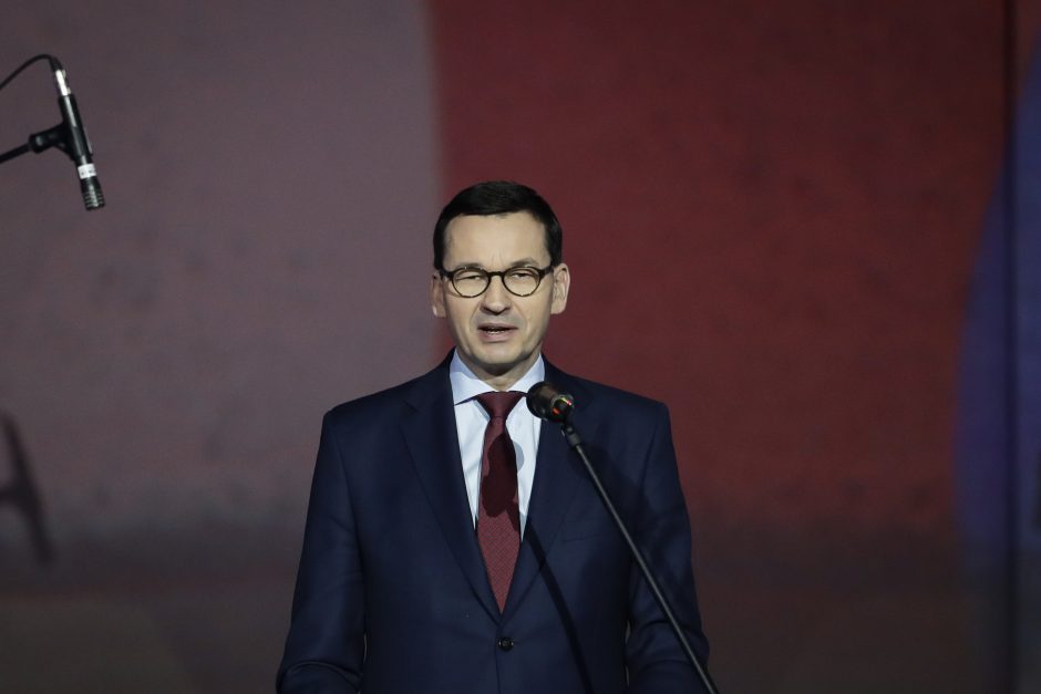 Lenkijos premjeras ragina ES užtaisyti mokesčių spragas