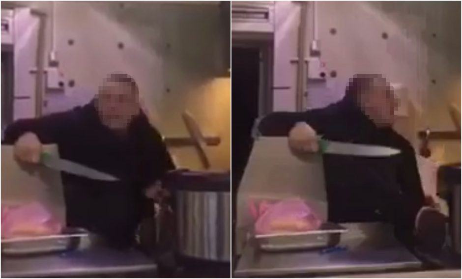 Siaubas užkandinėje „Liuks kebabai“: vyras švaistėsi peiliais (vaizdo įrašas)