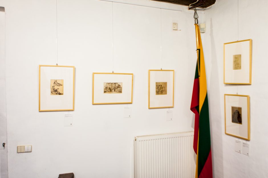 Kaune eksponuojami genijaus piešiniai, kuriuos sovietų kariai išmainė į degtinę