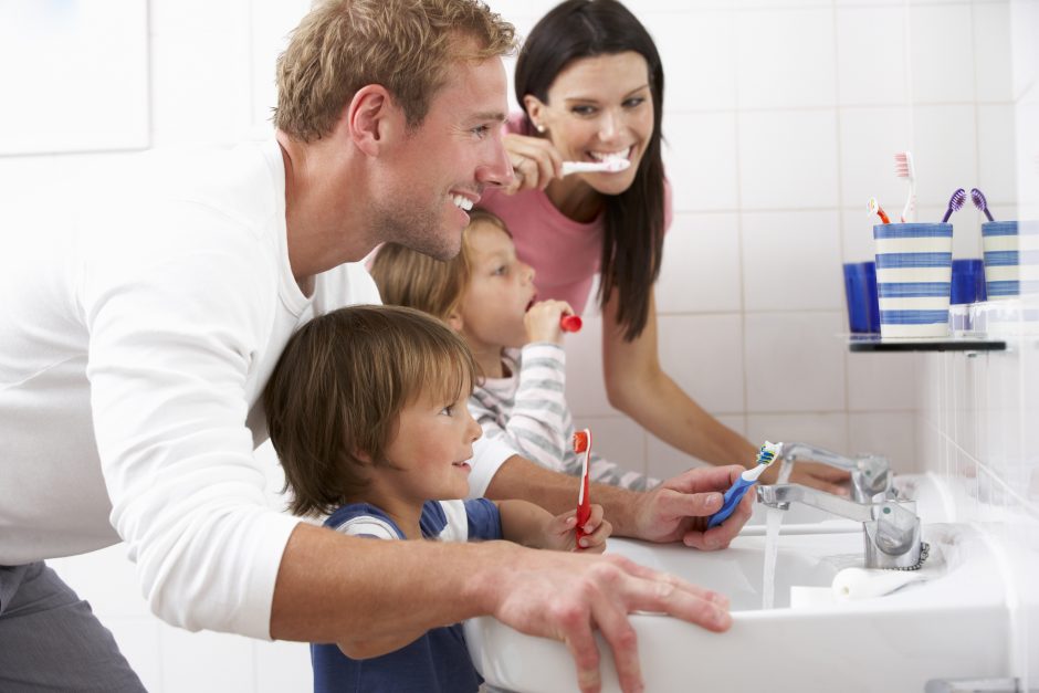 Penktoji pamoka: dantų valymo metodai