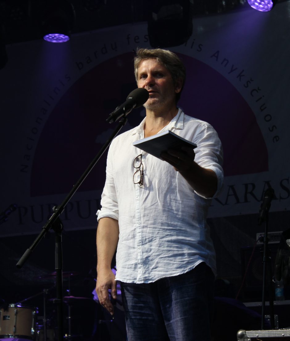 Festivalio „Purpurinis vakaras“ klausytojus pakėlė lietuviškai uždainavę gruzinai 