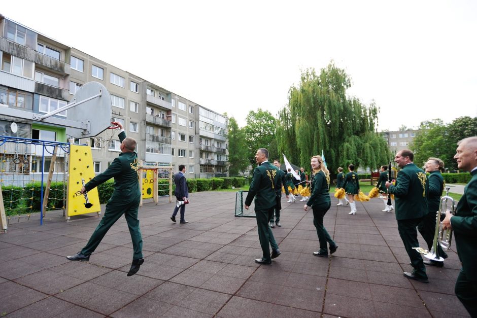 „Ąžuolynas“ pažadino Dainavos mikrorajoną