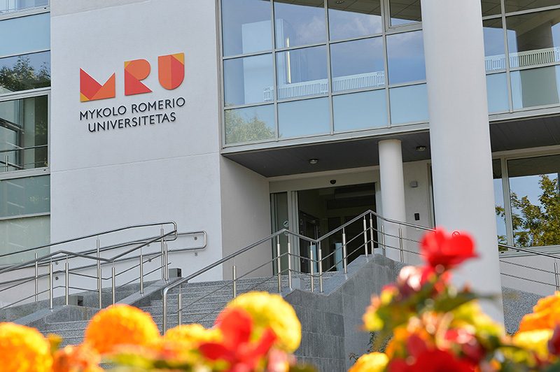 MRU: šiemet ženkliai išaugo susidomėjimas magistrantūros studijomis