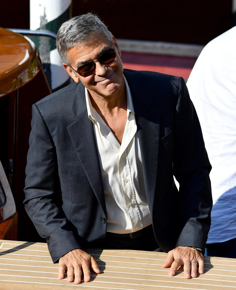 Po mirties bausmės homoseksualams įvedimo G. Clooney'is ragina boikotuoti viešbučius