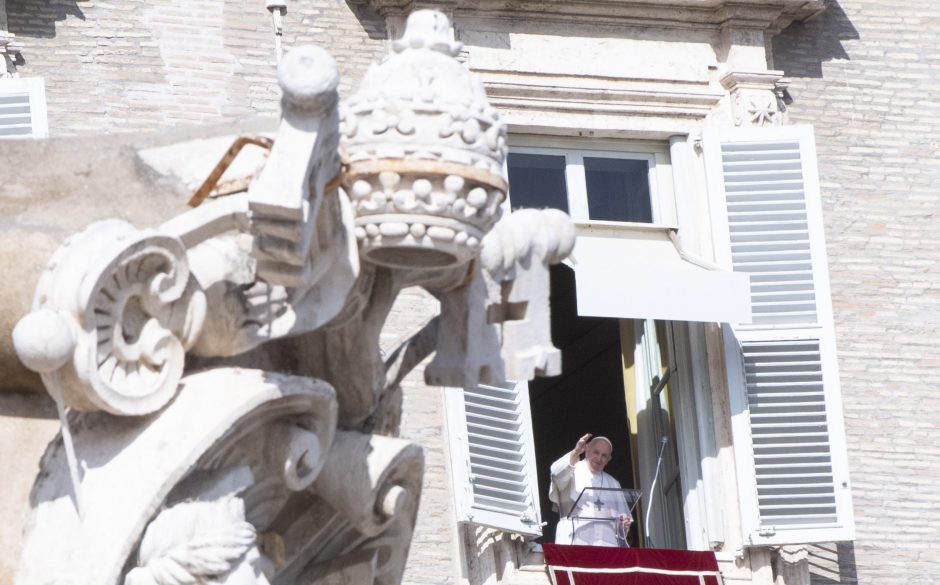 Popiežius Pranciškus paskyrė 13 naujų kardinolų