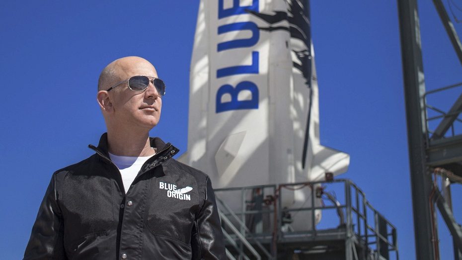 „Amazon“ įkūrėjas J. Bezosas ruošiasi skristi į kosmosą „Blue Origin“ erdvėlaiviu