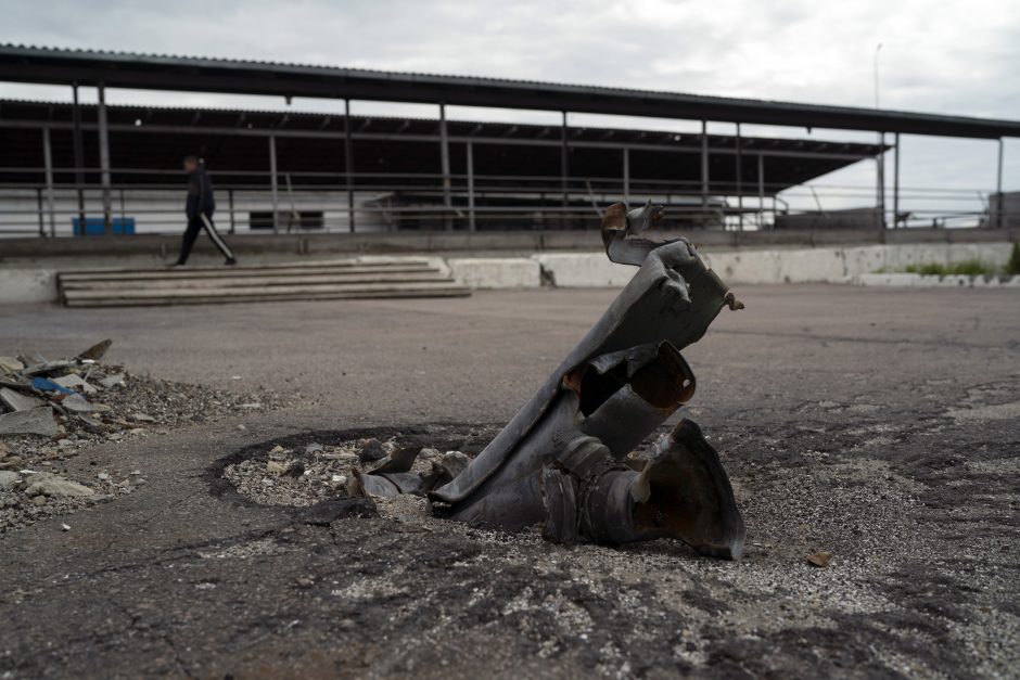 Ragina Ukrainą nenaudoti kasetinių bombų: tai bus didžiausias pavojus ukrainiečiams daugelį metų
